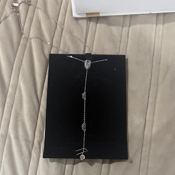 Anna Zuckerman Luxury Gold Necklace - Picture 2 of 5